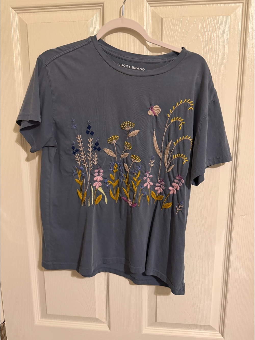 Lucky Brand gray floral graphic short sleeve T shirt size M